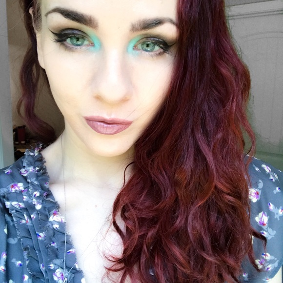 Meet Your Posher, Meg - Picture 2 of 3